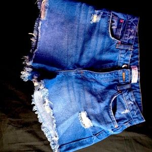 Jean ripped shorts , USA sized :4